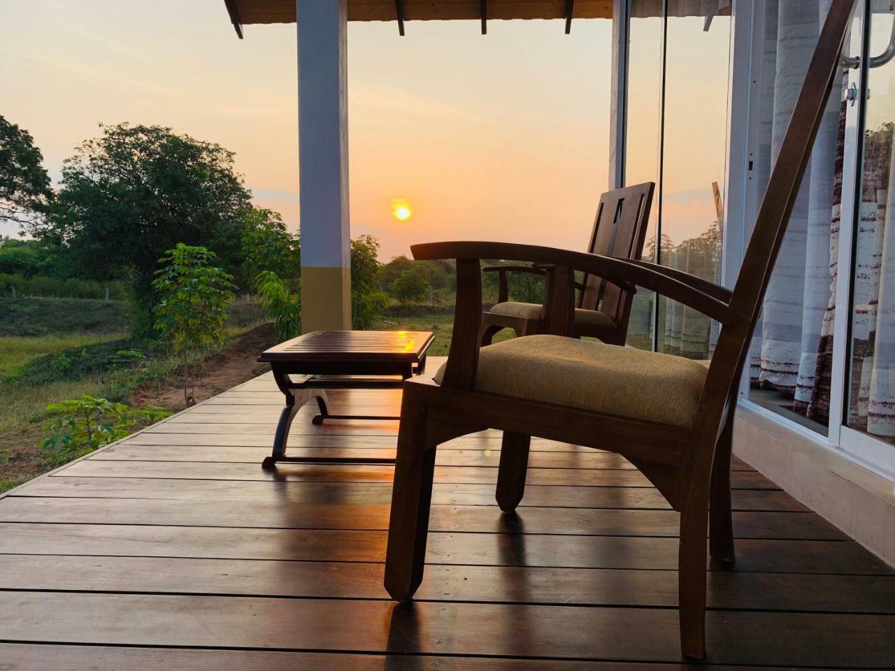 Bed and Breakfast Thihawa Eco Huts Yala Tissamaharama Exterior foto